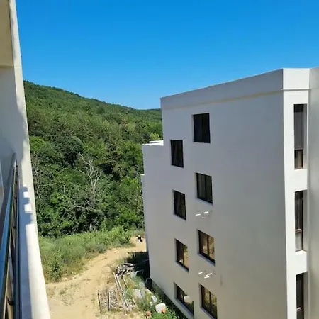 Apartamento Студио Диляна В Тих Квартал