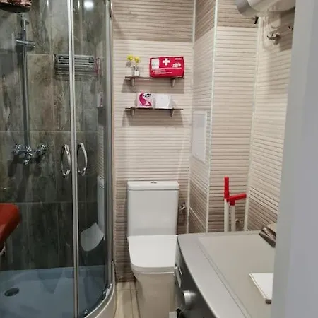 Студио Диляна В Тих Квартал Apartamento Varna